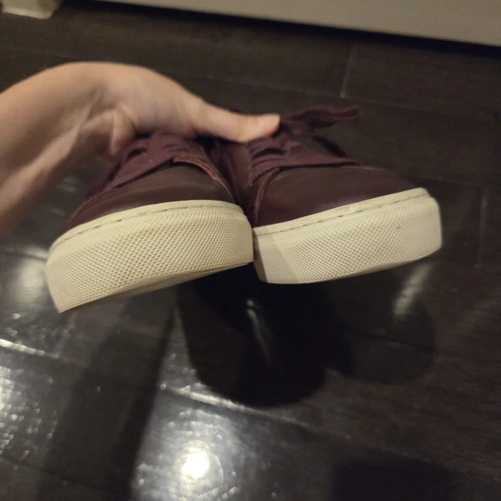 Garment Project unisex burgundy leather tennis shoes / sneakers Size 38 / 8